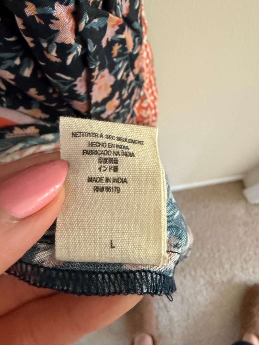 Bohemian Puff-Sleeve Maxi Dress with cutouts - Picture 7 of 8